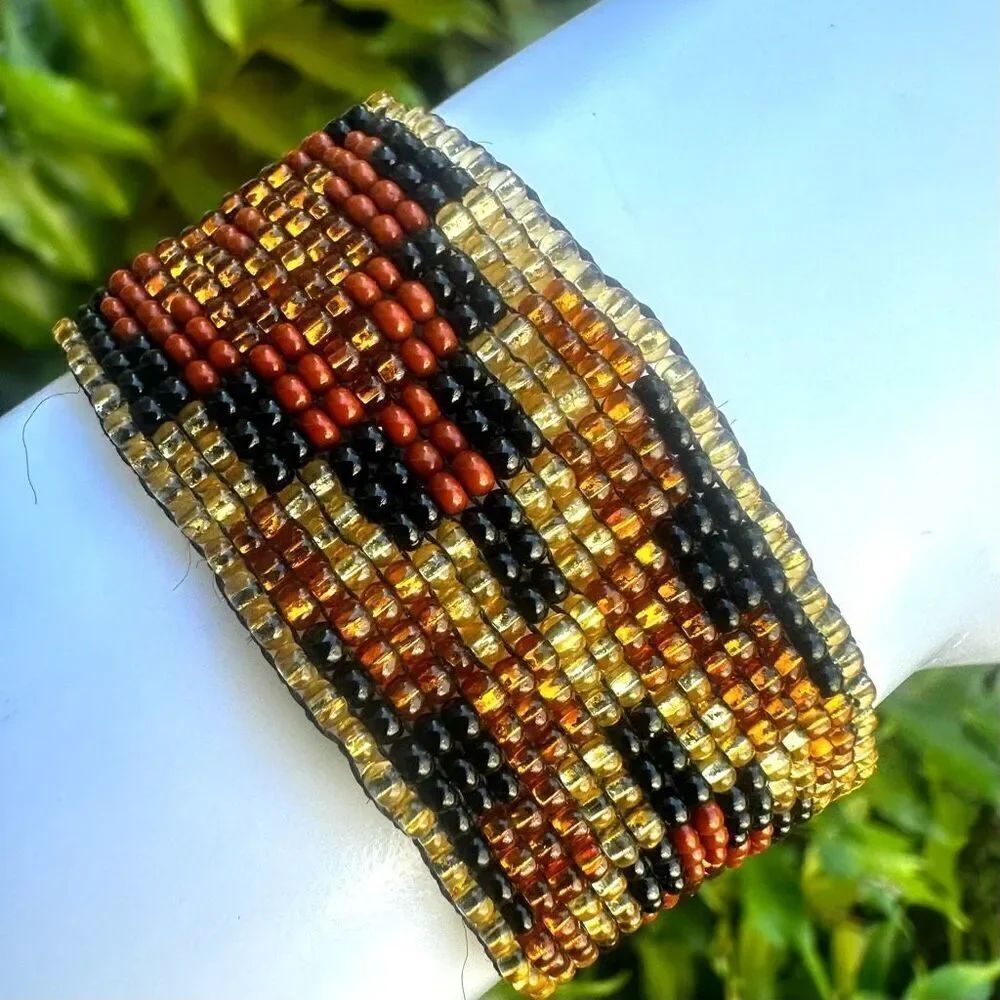 Brown yellow black beaded bracelet